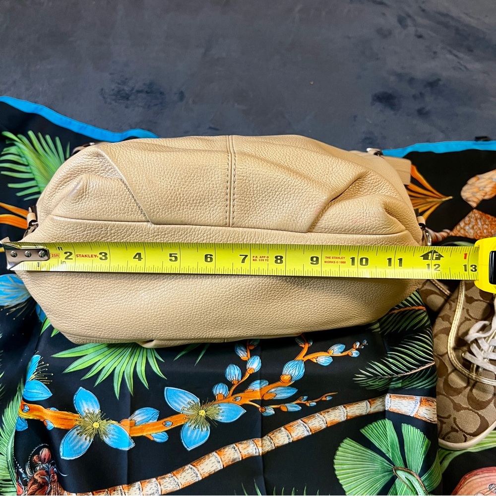 Coach Y2K Beige Pebbledâ Leather Soho Duffel Convertible Shoulder Bag F15064 - Picture 6 of 13